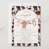 ボウピンクの物干し牛のプリント女性のカーボーイベビーシャワー 招待状 (正面)