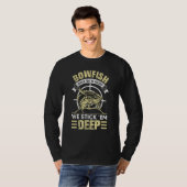 ボウフィッシングスティック彼ら深いシャツアイディア Tシャツ (正面フル)