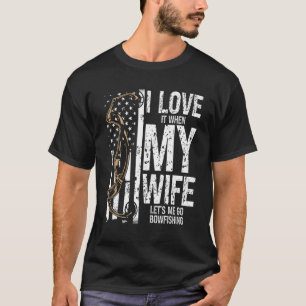 ボウフィッシング私は私の妻が好きボウハンターアーチャーフィッシャー Tシャツ