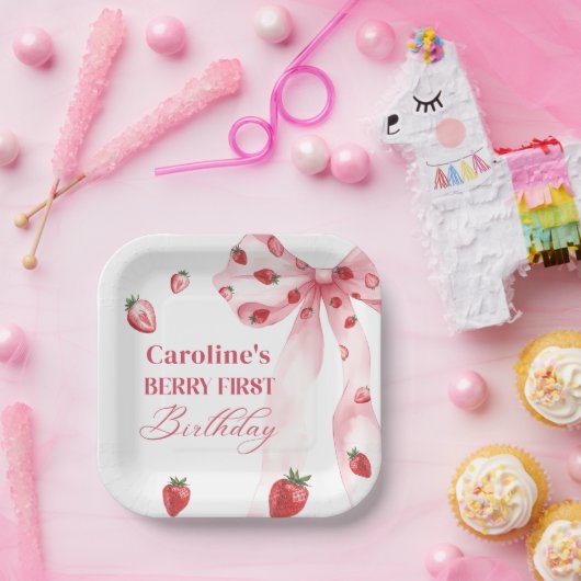 ボウベリーファーストストロベリー誕生日紙プレート ペーパープレート (パーティー)