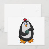 ボウリングでボールを投げるペンギン ポストカード (正面/裏面)