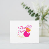 ボウリングの女王 面白いギフト 女子ボウラー インビテーションポストカード (スタンド正面)