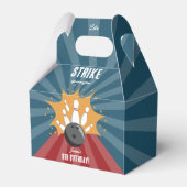 ボウリングボールが何らかのおもしろい子供の誕生日を打つ フェイバーボックス (正面サイド)