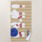 ボウリングボールとピンパーソナライズされた ビーチタオル (正面)