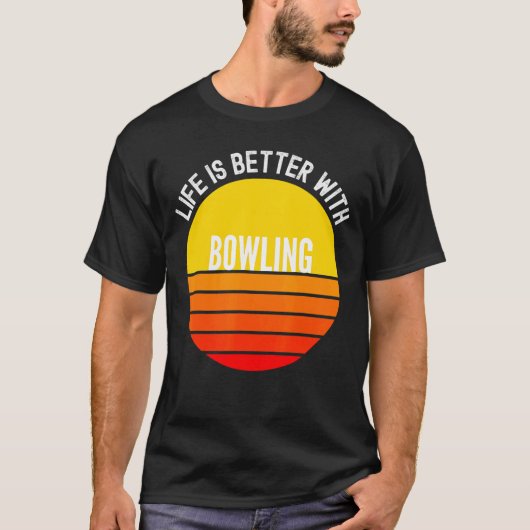 ボウリングライフはボウリングと一緒がいい Tシャツ (正面)