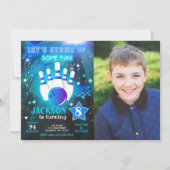 ボウリング招待 ネオン少年 誕生日写真 招待状 (正面)