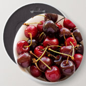 ボウル一杯のさくらんぼ 缶バッジ (正面&裏面)