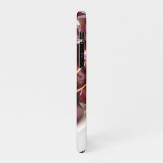 ボウル一杯のさくらんぼ iPhoneケース (左側)