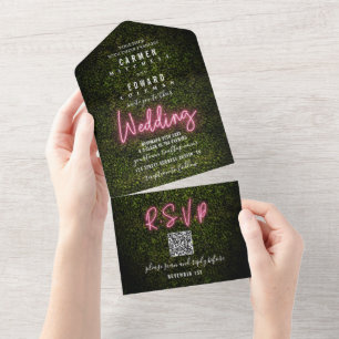 ボクウッドとピンクのネオンサイン結婚式RSVP オールインワン招待状