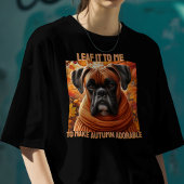 ボクサーの犬が秋を愛らしい感じに Tシャツ
