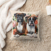 ボクサーの犬とフローラ クッション (ブランケット)