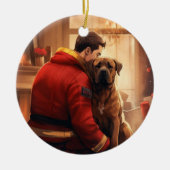 ボクサーギフト，ペットギフト，犬の消防士，クリスマスプレゼント セラミックオーナメント (正面)