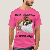ボクサー犬のナイトガウン Tシャツ (正面)