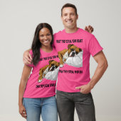 ボクサー犬のナイトガウン Tシャツ (ユニセックス)