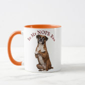 ボクサー犬の嫌がる時代 おもしろTシャツ マグカップ (左)