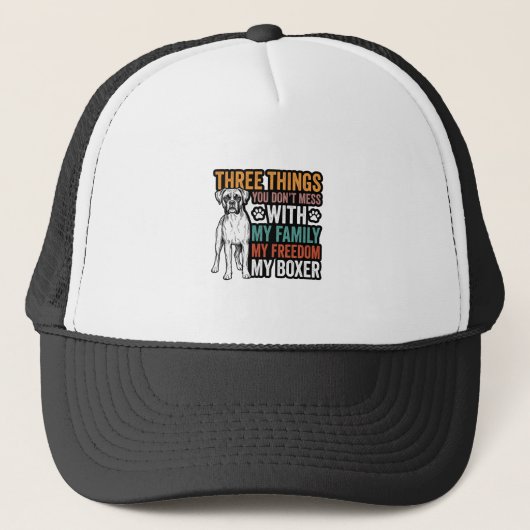 ボクサー犬の家族の自由 ヴィンテージTシャツデザイン_1 キャップ (正面)