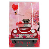 ボクサー犬の車とハートバレンタイン ミディアムペーパーバッグ (裏面)