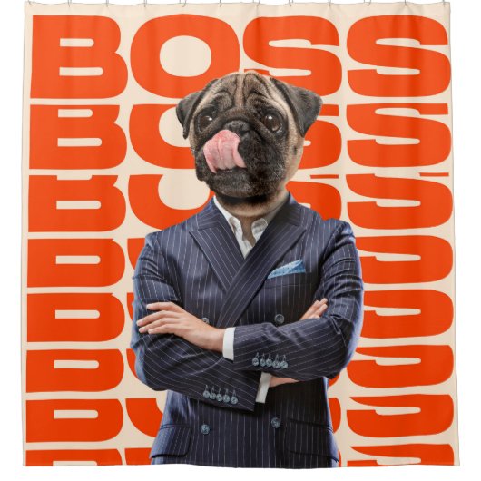 ボスは犬の頭が両手を組んで立つ シャワーカーテン (正面)