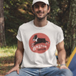 ボストクールンテリアヴィンテージスタイルかわいいペットドッグ Tシャツ<br><div class="desc">可愛い漫画の黒と白のボストンランニングテリアヴィンテージのテクスチャと赤い円の中擦り切れた。ボストンクール・テリア愛好家のためのTシャツ。このおもしろいシャツは、長袖シャツやフード付、女男性へ性、子供など、より多くのスタイルで利用できる。Jenn's Doodle Worldより多くのボストンテリアTシャツとオリジナルギフトをチェック。</div>