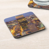 ボストンおよびハンコック都心のタワー コースター (左側)