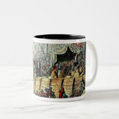 ボストンお茶会、1773年12月16日 ツートーンマグカップ (正面右)