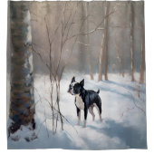 ボストンテリアが雪のクリスマスを過ごす シャワーカーテン (正面)