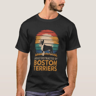 ボストンテリアに簡単に気を取られる Tシャツ