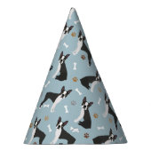 ボストンテリアのボーンズとポーズ パーティーハット (右)