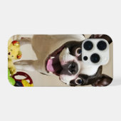 ボストンテリア遊ドッグのおもちゃつき iPhoneケース (裏面横)