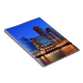 ボストンハーバーとスカイライン。ボストンは5人のうちの1人 ノートブック (右側)