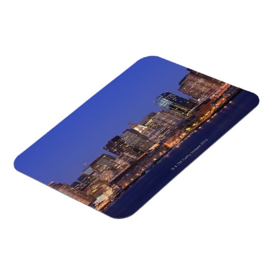 ボストンハーバーとスカイライン。ボストンは9人のうちの1人 マグネット (左側)