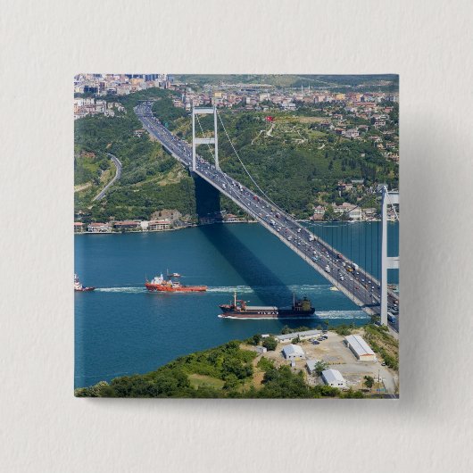 ボスポラス海峡のファティフ・スルタン・メフメト橋 缶バッジ (正面)
