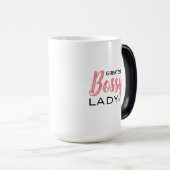 ボスレディおもしろいーピンクホワイトタイポグラフィ モーフィングマグカップ (正面右)