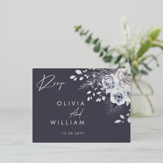ボタニカルウィンターエレガントフローラシルバーRSVPカード 箔招待状ポストカード (立ち正面)