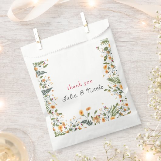 ボタニカルダフォジルデイジー牡丹結婚の花 フェイバーバッグ (クリップ留めされた状態)