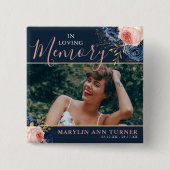 ボタニカルピンク&ネイビー花模様エレガントメモリアル 缶バッジ (正面)