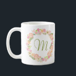 ボタニカルリースモノグラムマグ コーヒーマグカップ<br><div class="desc">このマグカップはモノグラムパーソナライズされたイニシャルと共に使用でき、フローラ植物性リースを備えかわいらしている。</div>