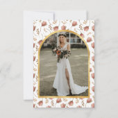 ボタニカル ボーホー ゴールド レッド アーチ フォト 秋 ウェディング 招待状 (裏面)