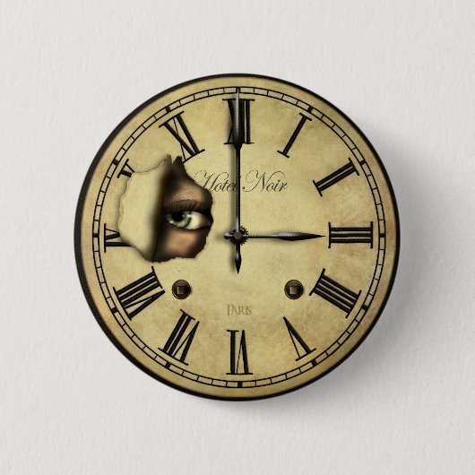 ボタンのあたりで見る時計 缶バッジ (正面)