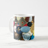 ボタンの数が多い コーヒーマグカップ (正面左)