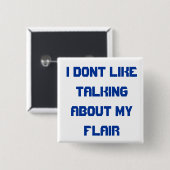 ボタンを押してスキッしゃれているプ 缶バッジ (正面&裏面)