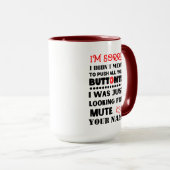 ボタンを押すことを意味していない皮肉な引用文M マグカップ (正面右)