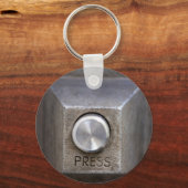 ボタンを押す キーホルダー (正面)