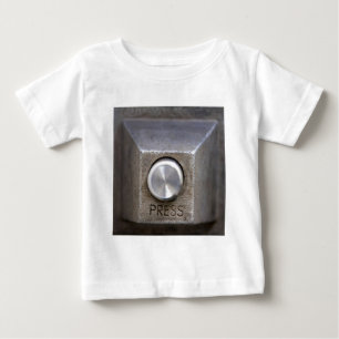 ボタンを押す ベビーTシャツ