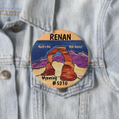 ボタン名タグ。赤い岩の岩 缶バッジ (インサイチュ)