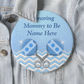 ボタンPinがある青および白人のパーソナライズなお母さん 缶バッジ (インサイチュ)