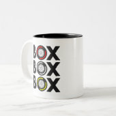 「ボックスボックスボックス」 F1タイヤコンパウンドデザイン ツートーンマグカップ (正面左)