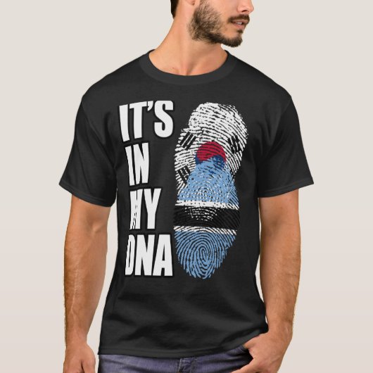ボツワナンと韓国ミックスDNA伝統国旗 Tシャツ (正面)