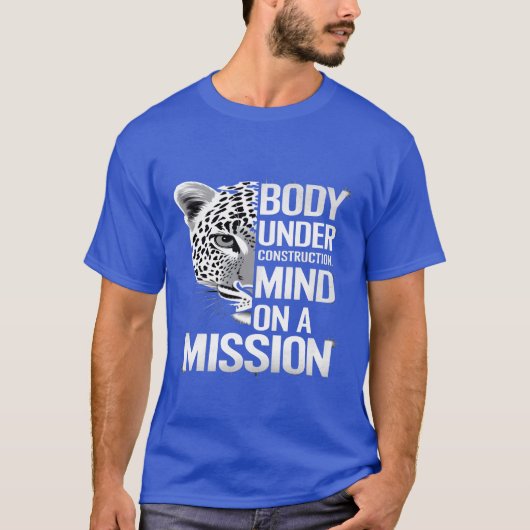 ボディは建設中 ミッションに集中 ヴィンテージ Tシャツ (正面)