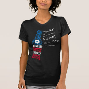 ボトルの女性の黒いTシャツは住んでいます Tシャツ